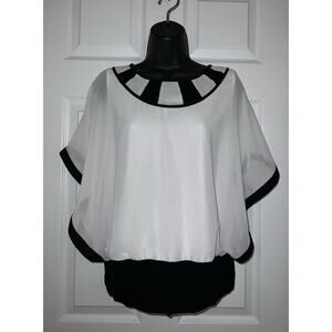 EUC Thalia Sodi Women's Lace Inset Blouse White Kimono Like Size S Small